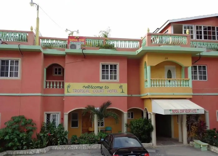Resorts Guide Tropical Court Resort Near Montego Bay Airport