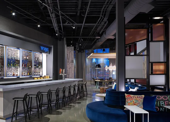 Aloft By Marriott Portland Downtown Waterfront Me