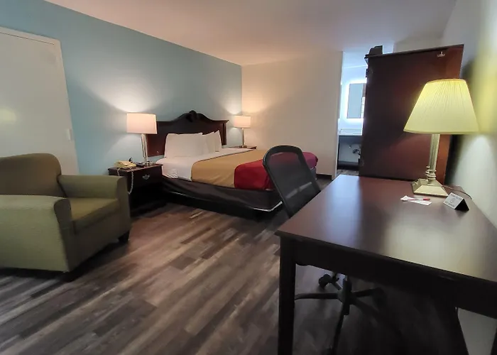 Greeneville Inn And Suites