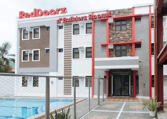 Reddoorz Plus At Dbuilders Poblacion Bgc