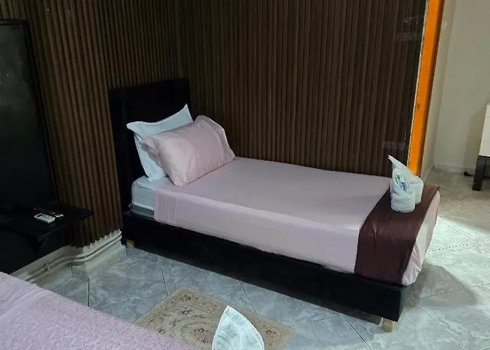 Hotel Ikrams
