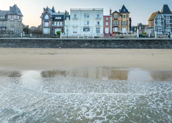 Hôtel accueillant les animaux: Alba Hotel