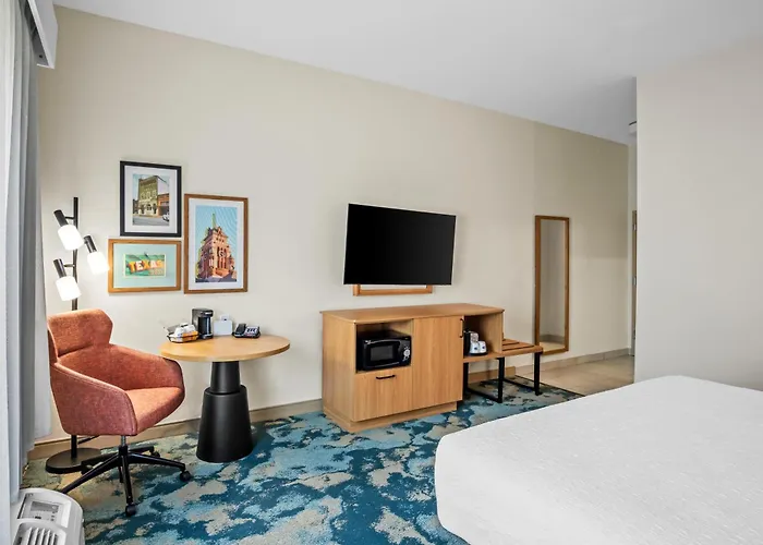 Hampton Inn And Suites Waxahachie