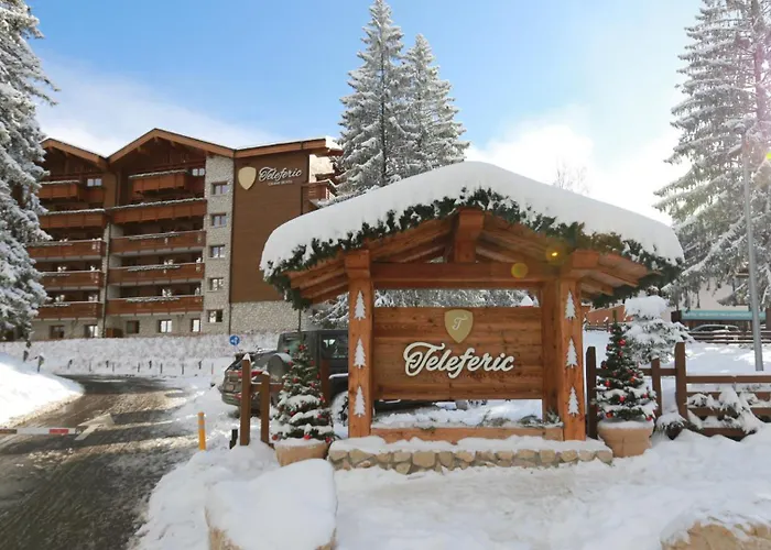 Luxury hotel only: Teleferic Grand Hotel