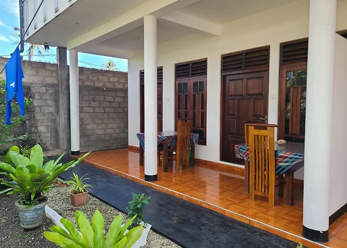 Sayura Beach Hotel