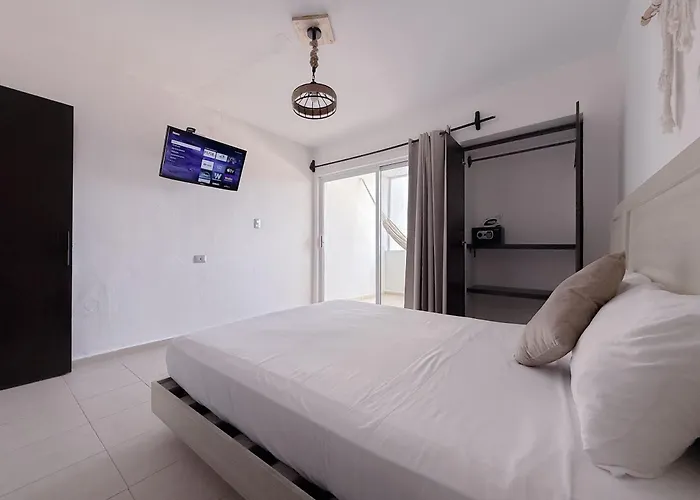 Rustic Hotel Isla Mujeres