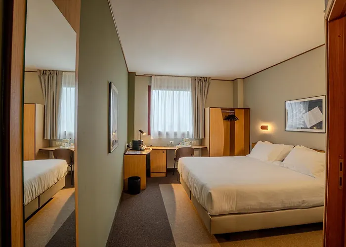  Tulip Inn Turin South