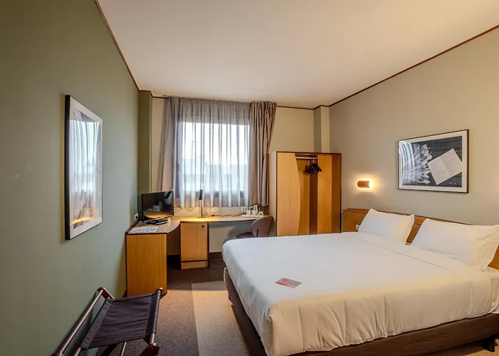  Tulip Inn Turin South