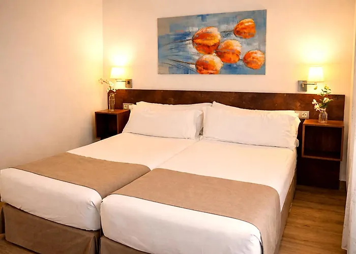 Aston Hotel