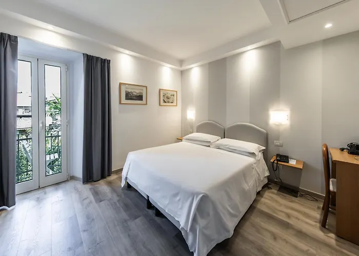 Ping Pong Hotel: Hotel Beau Rivage