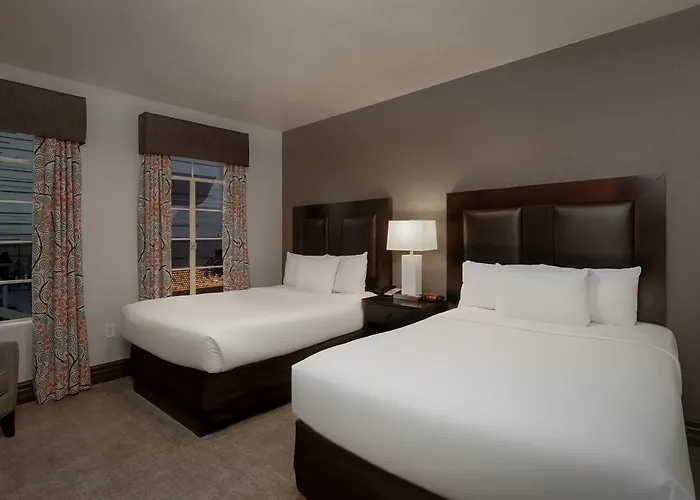 Beach hotel: Golden Gate Casino Hotel