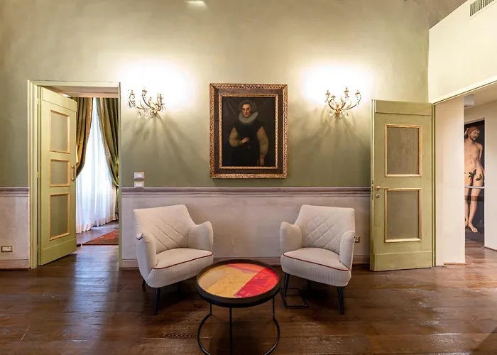  Grand Cavour