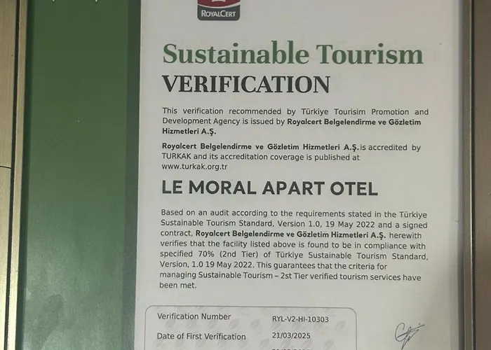 Le Moral Apart Hotel