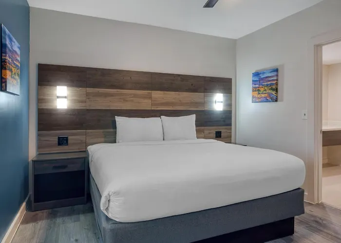 Hom Hotel Gainesville, Surestay Collection By Best Western