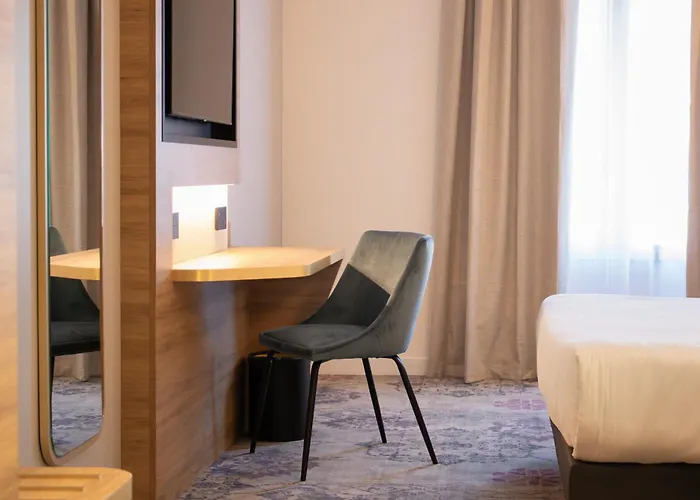 Brit Hotel Cahors Centre - Le Valentre