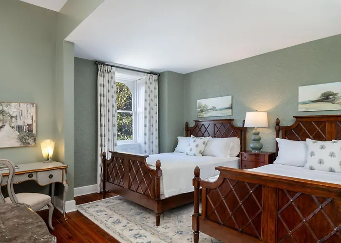 Hamilton Turner Inn