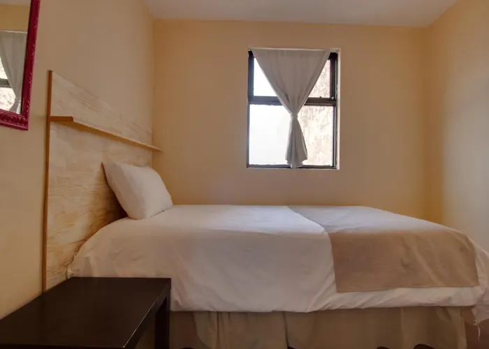 Hotel Punto 79
