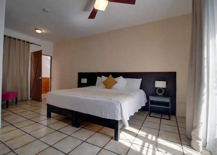 Hotel Punto 79