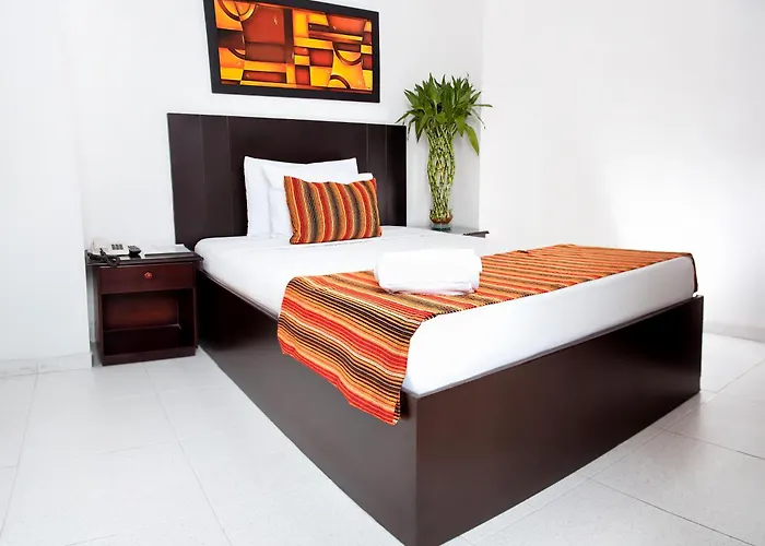 Hotel céntrico: TAMA Hotel Granada Real Cali