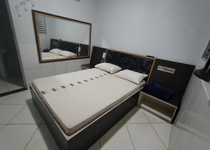 Hotel Flert Santana