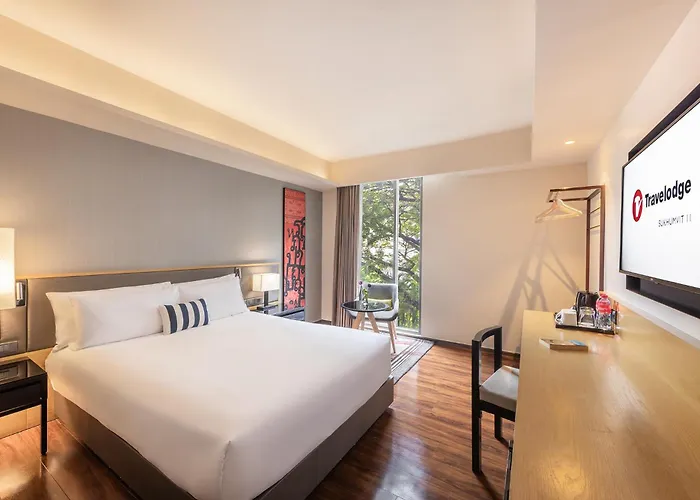 4 star hotel: Travelodge Sukhumvit 11