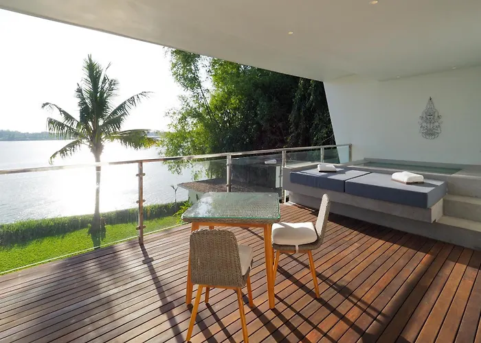 5 star hotels Bale Phnom Penh By Lifestyleretreats