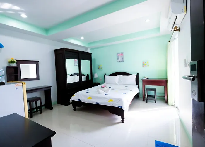 J Jamroon Place