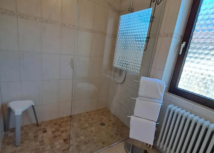 Haus Moni