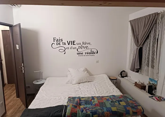 Alpinias Bed And Breakfast