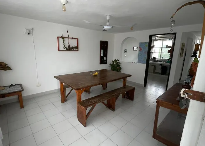 Mi Refugio Dive House