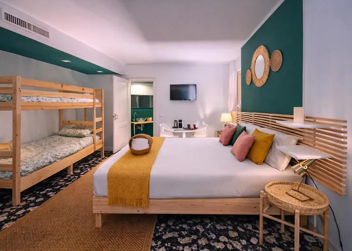 Mahamo Suites