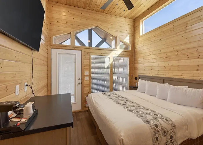 Page Lake Powell Campground - Tiny Homes