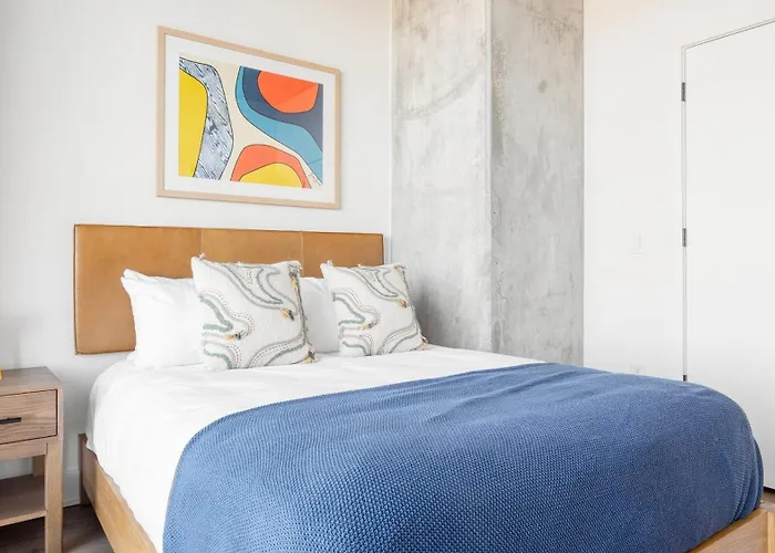 Pets Allowed Hotel Natiivo By Avantstay Modern High-Rise With Rooftop Pool & Skyline Views