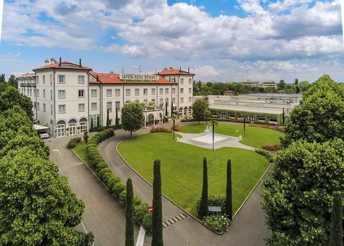 Hotel Con Piscina Savoia Regency