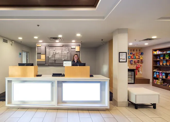 Holiday Inn Express & Suites-Hinton By Ihg