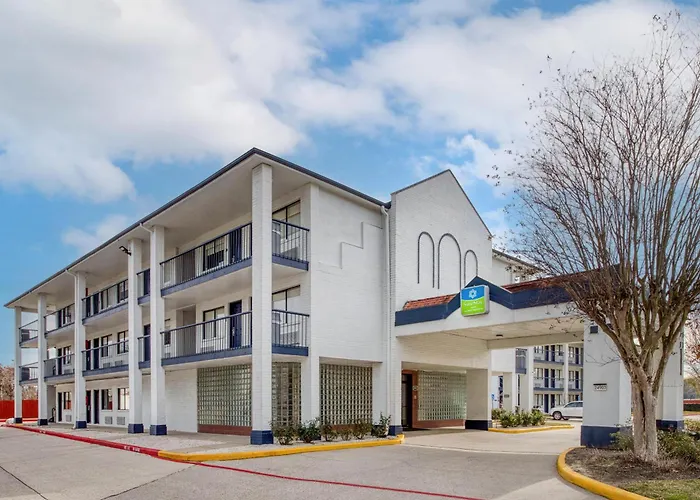 Surestay Hotel By Best Western Spring North Houston