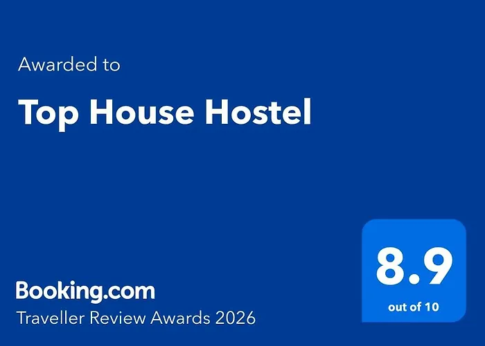Top House Hostel