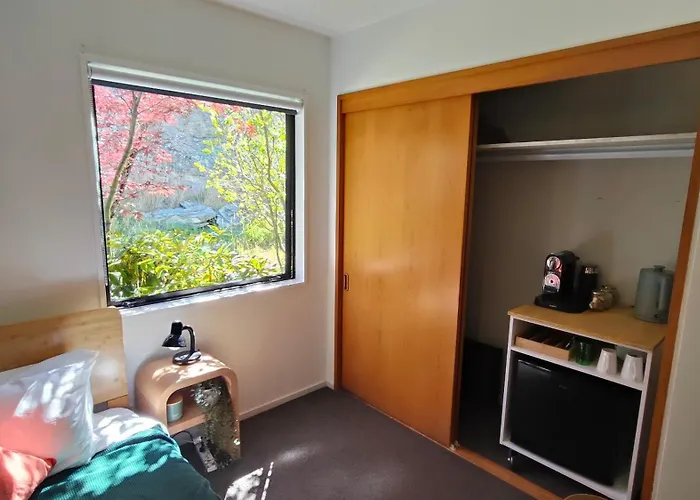 Kowhai Corner Room At Goldfield Heights