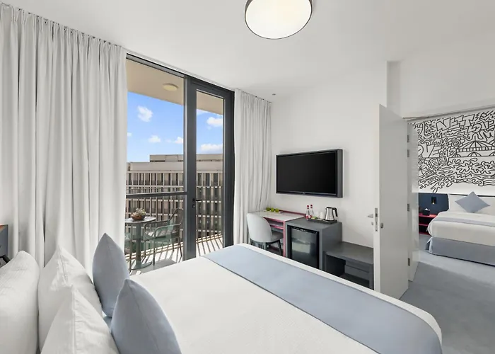 Nest Hotel, Aljada