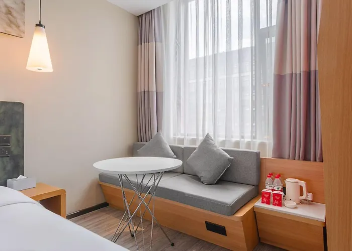 Ibis Chengdu Wuhouci Jinli
