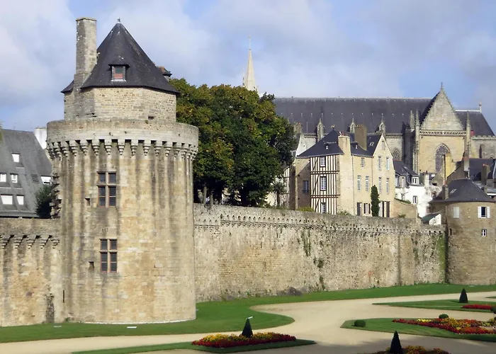 Escale Oceania Vannes Centre