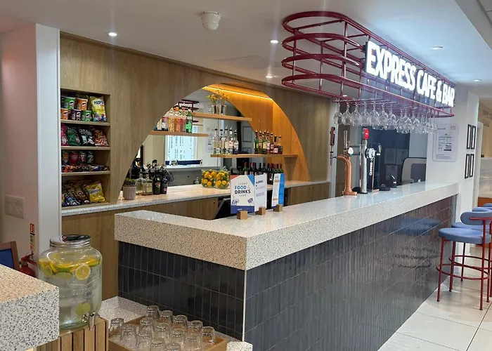 Holiday Inn Express Nuneaton By Ihg