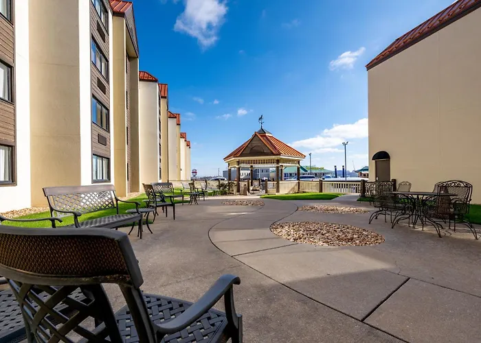 Lodge Of The Ozarks