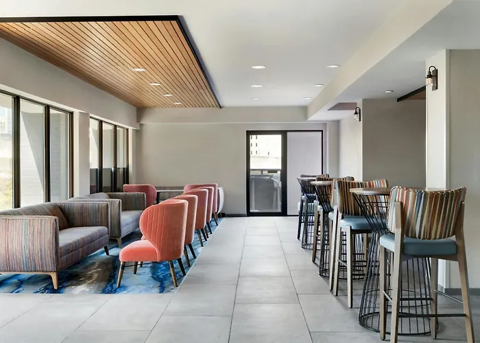 Fairfield By Marriott Inn & Suites Charleston Downtown