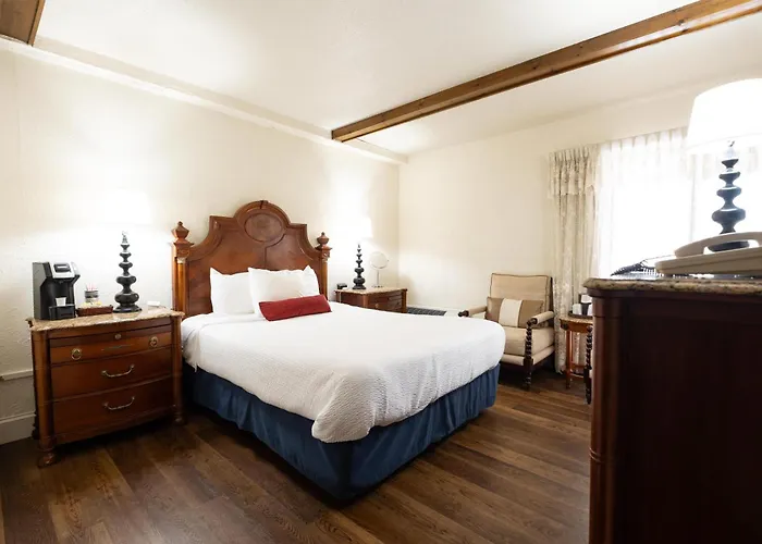 Motel: Fireside Inn And Suites Bangor