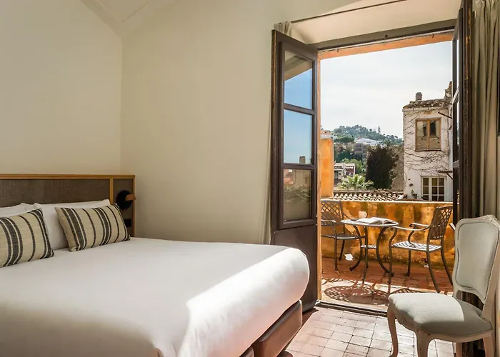 Hotel met uitzicht: Bypillow Cluc Begur