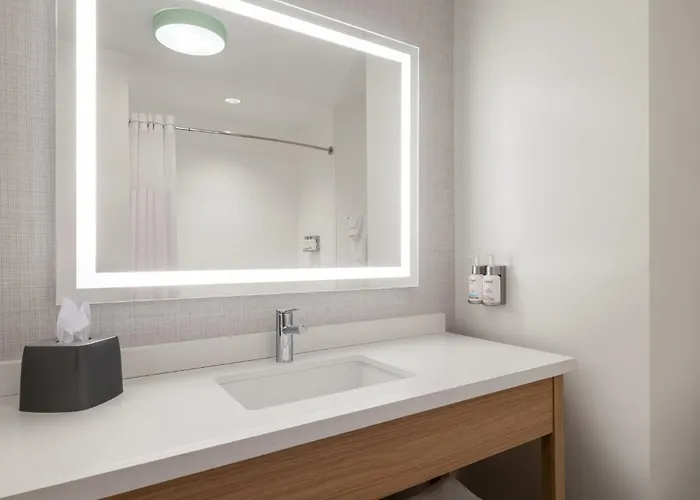 Garner Hotel North Bergen - Nyc Gateway By Ihg