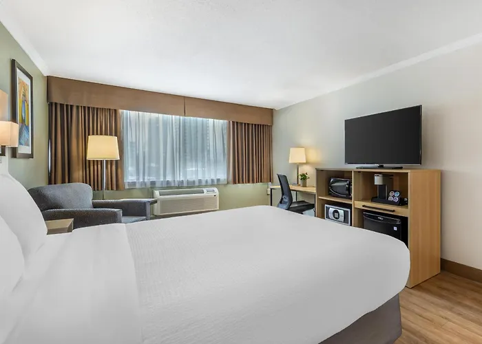 Best Western Plus Ottawa City Centre