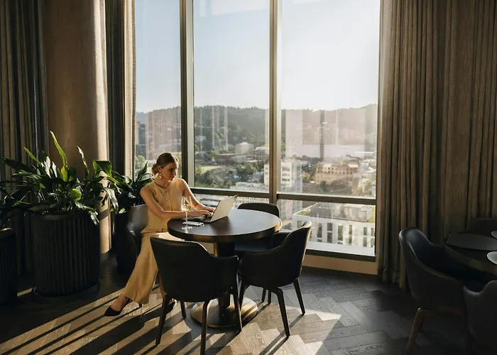 Ritz-Carlton, Portland