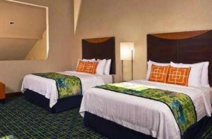 Inn & Suites Baltimore Downtown/Inner Harbor